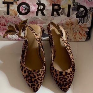 Amazing Very Cute Leopard Sling back flats
